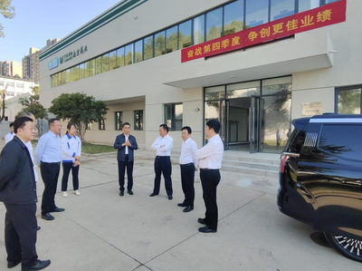 曹江林到中牧股份南京藥業(yè)公司調(diào)研